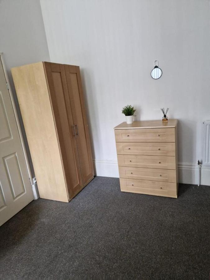 Ferienwohnung Spacious Victorian Studio Flat Doncaster Exterior foto